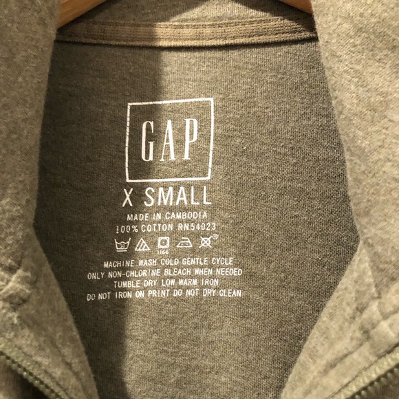 GAP Long sleeve zip up tshirt - Picture 3 of 5